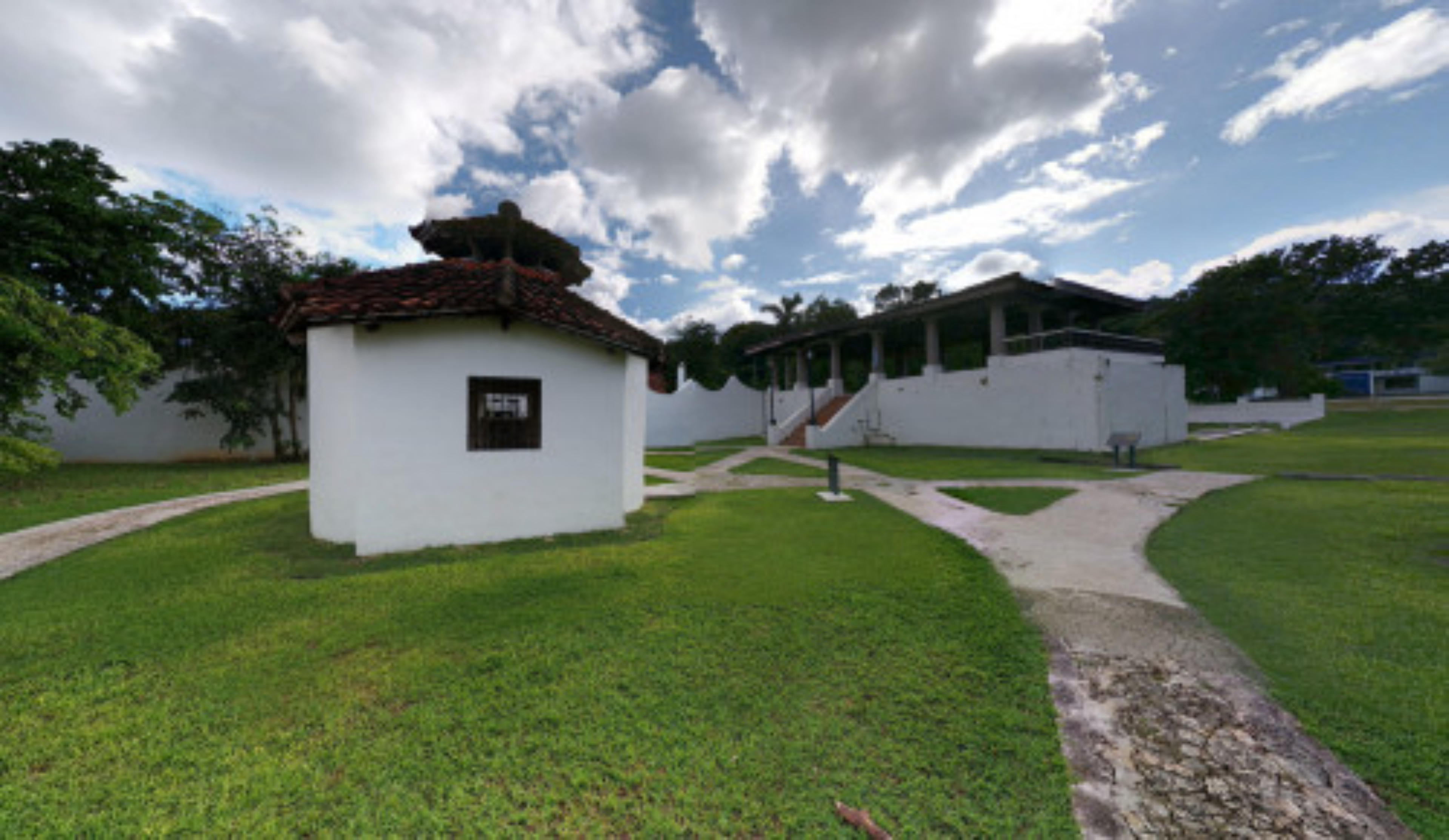 Plaza de España, Hagåtña, Guam virtual tour preview